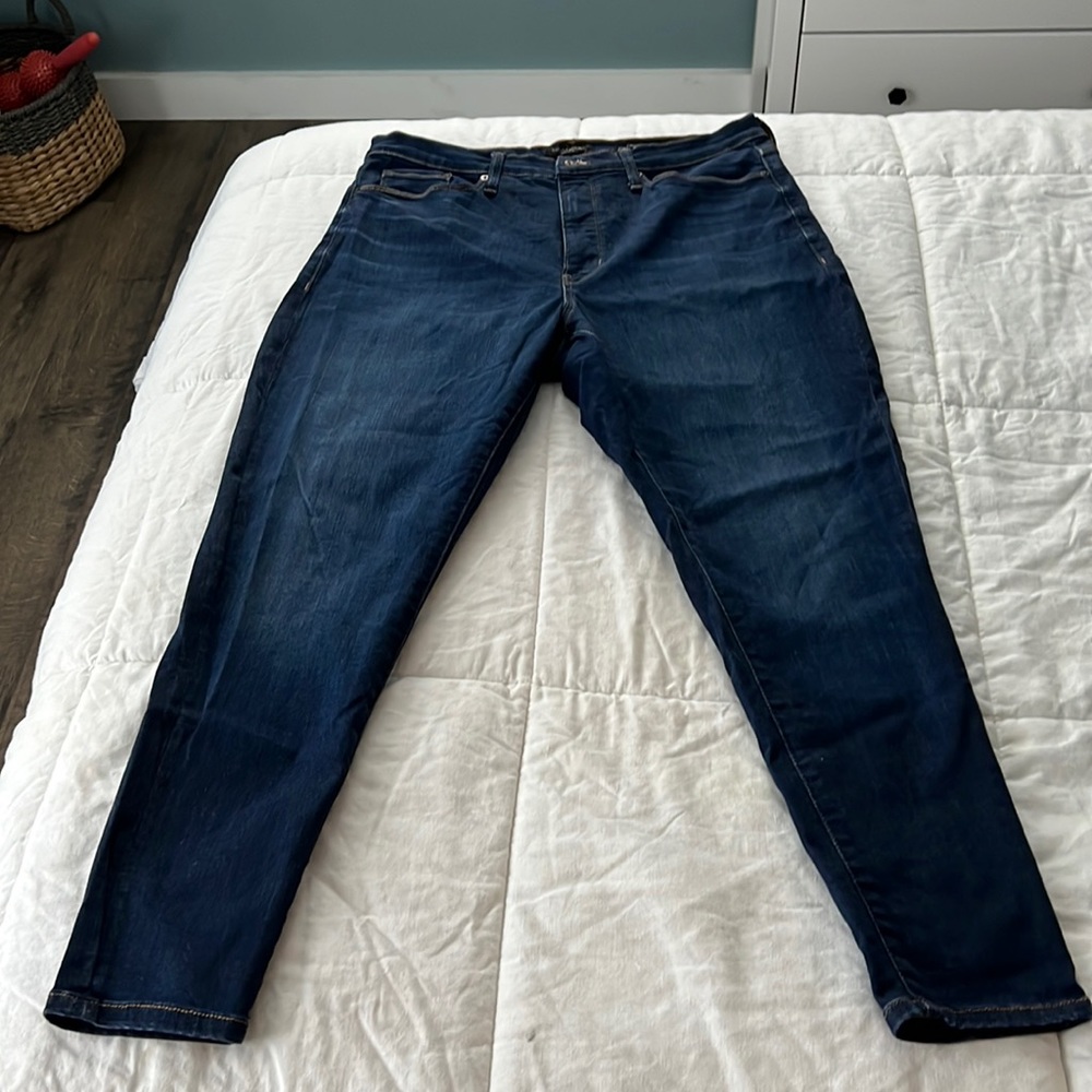 Banana Republic Curvy High Rise Skinny